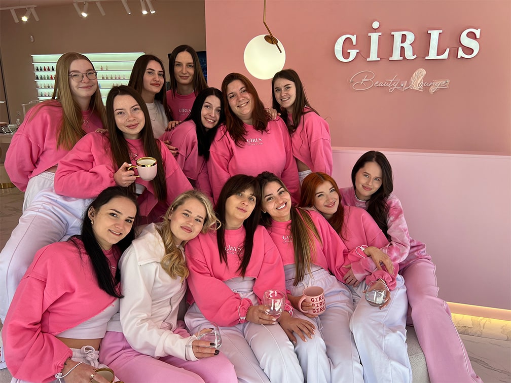 Команда Girls